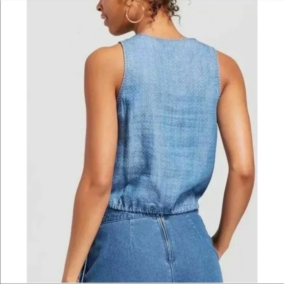 Universal Thread Blue Chambray Print Tank Top - Picture 2 of 10